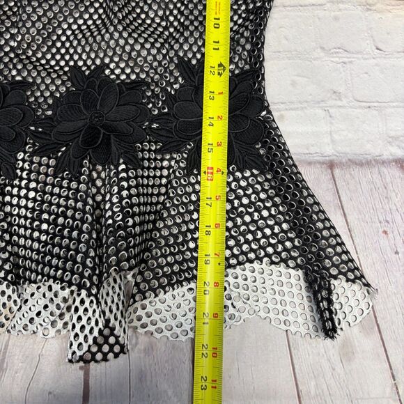 Gracia Women Laser Cut Sleeveless Top Blouse Size Small Black Peplum D064 -11 - Picture 5 of 14